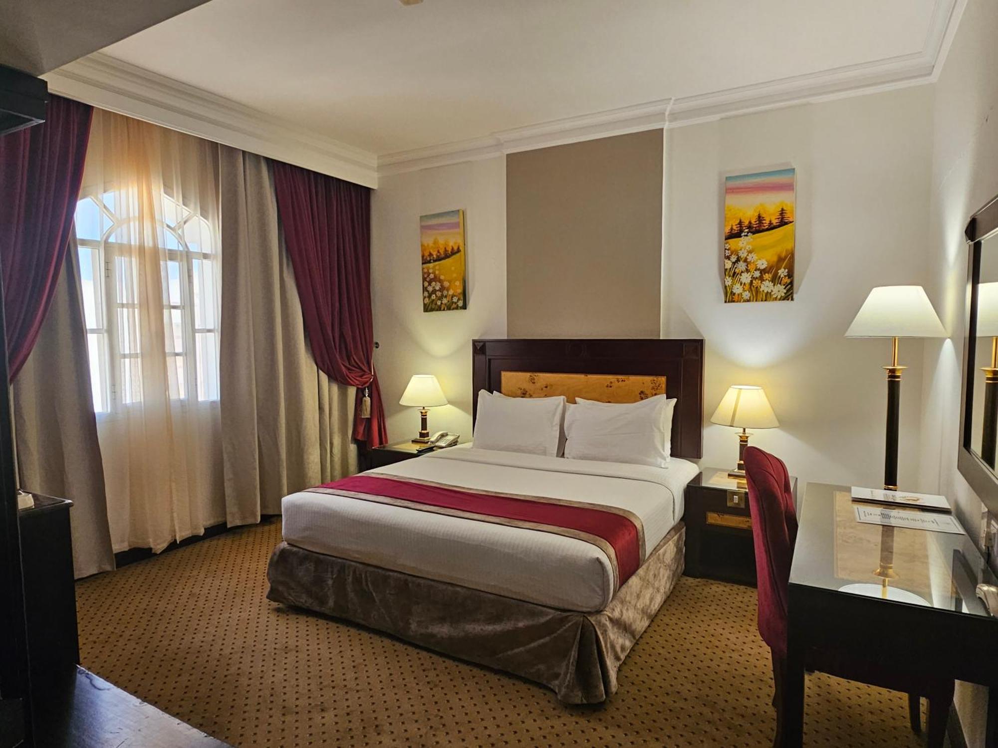 Caesar Hotel Muscat Eksteriør billede